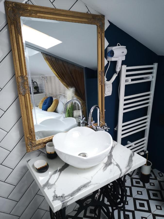 Apartament Ivy Boutique Braszów Zewnętrze zdjęcie